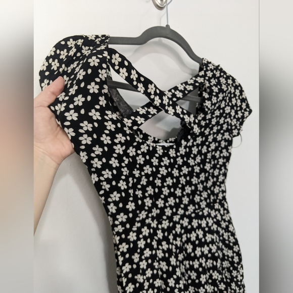 Urban Outfitters Silence + Noise Floral Mini Dress - Picture 4 of 5